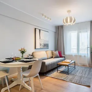 Downtown Modern - 2br בוקרשט
