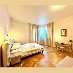 Center Unirii Square Private With View - Shared Amenities Bucarest